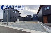 加古川町稲屋 2680万円 お車は2台駐車していただけます。現地（2023年11月）撮影