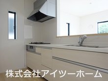 小泉町（大和小泉駅） 2480万円 浄水器付システムキッチンです！