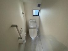 リーブルガーデン浜寺昭和町２丁　【一戸建て】 高機能節水トイレです。