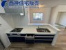 東山町 2880万円 キッチンです。システムキッチンは防音タイプのワイドシンクに食器洗い乾燥機、siセンサー付ガスコンロが装備されております。現地（2023年11月14日）撮影