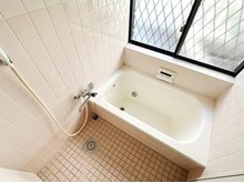 勝原区下太田（網干駅） 1200万円 現地写真（浴室） 老後の事にも配慮した設計、ゆったりできる浴室です。