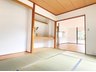 四郷町東阿保（東姫路駅） 1950万円 現地写真（和室） 子育てに便利な、ゆっくりと寛げるモダンな和室です。