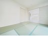 あすか野南２ 3880万円 現地写真（和室） 大壁仕様の新和室。くつろぎの空間です。