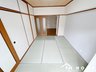 ハイム甲子園 ■現地和室写真■ 清潔感のある白を基調とした和室です♪
