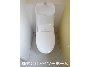 桜井市阿部３区画②　【一戸建て】 ウォシュレットが標準仕様 節水型トイレです！