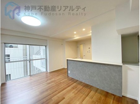 新神戸サンクレバー ◆エコカラット設置♪水回りも新調予定♪室内ピカピカ♪