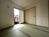 松美台 3080万円 現地写真（和室） 大壁仕様の新和室。くつろぎの空間です。