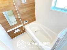 四郷町坂元（御着駅） 2280万円 現地写真（浴室） 浴室暖房乾燥機付き。１坪タイプで広々です。