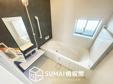 美賀多台５ 3490万円 現地写真（浴室） 浴室暖房乾燥機付き。１坪タイプで広々です。