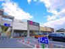 東菜畑２（菜畑駅） 3580万円～3780万円 コーヨー東生駒店まで1012m 駐車場完備なので、たくさんお買い物しても安心です。