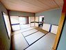 光陽台（生駒駅） 2280万円 室内（2023年4月）撮影 1階和室です♪こちらは8帖の和室となります。