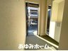 梶町４（古川橋駅） 3080万円 【玄関写真】 玄関奥には大型クローゼット完備♪洋服や色々な収納スペースになります♪