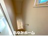 梶町４（古川橋駅） 3080万円 【階段写真】 階段には手摺があり、お子様の安全をまもります♪ローカにも大きな収納があり、大変重宝致します♪
