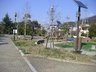 東倉治１ 2580万円 倉治公園まで600m 思いっきり走り回れる公園が徒歩圏内。滑り台やブランコなど、小さなお子様も楽しめる遊具も設置されています。春には満開の桜も楽しめます。