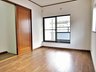 沢田１（藤井寺駅） 1778万円 6畳の洋室。 お子様も自分のお部屋があると勉強、プライベートも充実しますね。