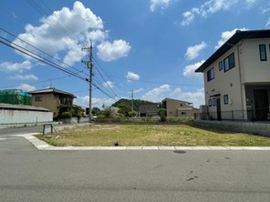 福山市赤坂町赤坂『ウエルネスタウン赤坂』 周囲には既に建物が建っているので、実際の採光状況等を考慮した設計が可能です。