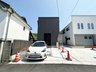 本浦町 4780万円 カースペー2台駐車可能☆ 広々とした駐車スペースは来客時も安心です♪