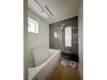 本町１（大竹駅） 3680万円 浴室乾燥機付き1坪タイプのユニットバス☆