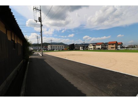 福山市瀬戸町山北『ウエルネスタウン山北Ⅱ』 国道2号線が近く、松永・尾道方面、福山市内・岡山方面へもスムーズなアクセスが可能です。