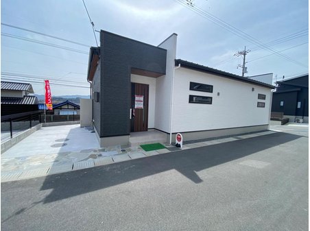 西条町御薗宇（東広島駅） 3680万円 現地（2024年4月）撮影