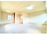 神村町（松永駅） 1549万円 【リフォーム中】2階洋室の写真です。フローリング張替、クロス交換致します。約11帖のお部屋で夫婦の寝室にピッタリなサイズですね。