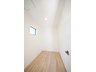 亀山２（あき亀山駅） 2880万円 全居室収納スペース有、お部屋が広く綺麗に使えます