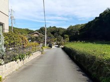 大内問田５ 1950万円 前面道路含む外観