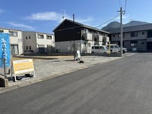 蜷田若園３（安部山公園駅） 3298万円 現地（2024年4月）撮影 南向き道路