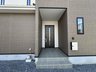 大字尾倉 2798万円 玄関ドアはダブルロックで安心！便利なカードキーにも対応しています。