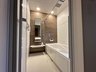 下曽根４（下曽根駅） 2395万円 浴室乾燥機付きのお風呂です。 バスルームは暖かさの残る保温浴槽やスイッチシャワーなど機能性にも配慮した設計です。