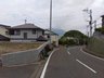 西坂元町 2980万円 前面道路を真っ直ぐ進むと市役所・鹿児島駅方面へ繋がっています。