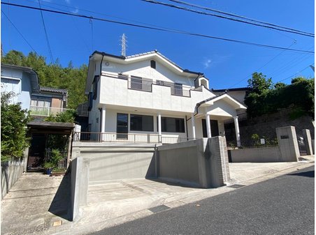 下伊敷３ 2449万円 令和5年10月撮影 令和5年9月に外壁・屋根塗装完了しました。