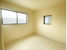 今光４（博多南駅） 3499万円 同社仕様　（1号棟）主寝室以外の洋室もしっかりとしたスペースを確保しています。全居室収納付でお部屋をスッキリ保てます。