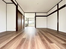 糸島市千早新田　戸建 家具の配置のしやすい広々としたリビングです！