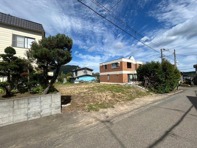 石山三条８ 2490万円