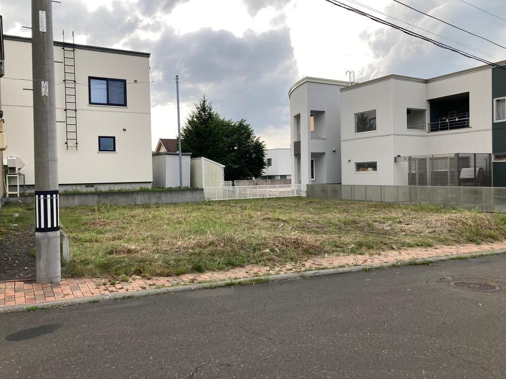 里塚緑ヶ丘１丁目売り土地（建築条件付き）