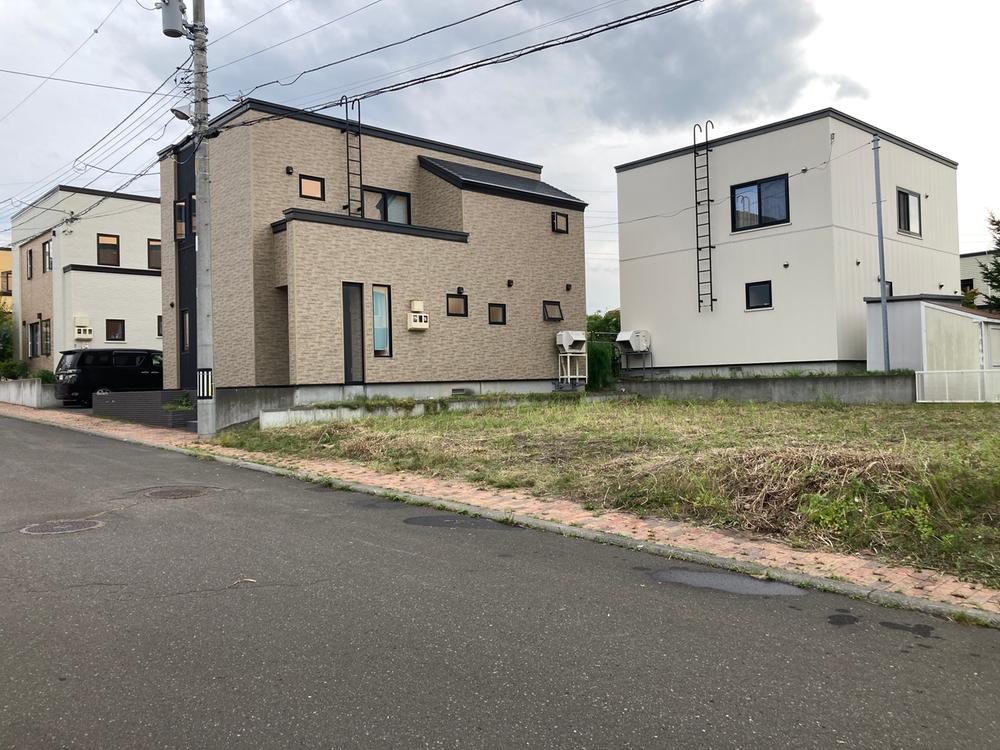 里塚緑ヶ丘１丁目売り土地（建築条件付き）