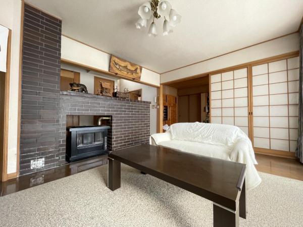 清田八条２ 1600万円