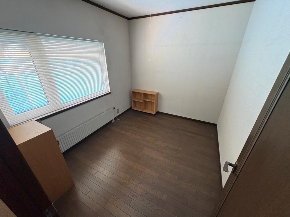 detached 北海道札幌市南区川沿九条３