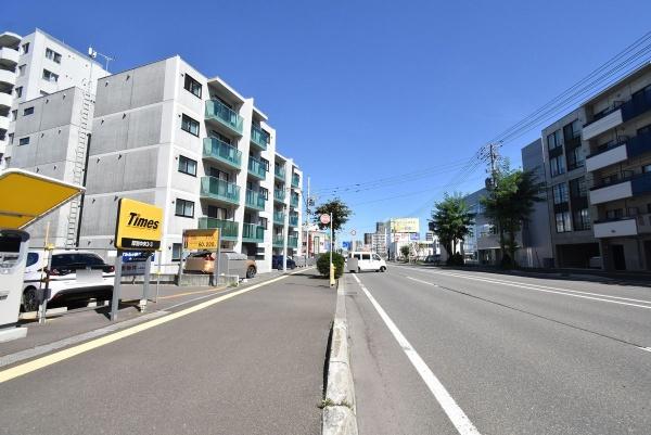 厚別中央三条３（ひばりが丘駅） 9000万円