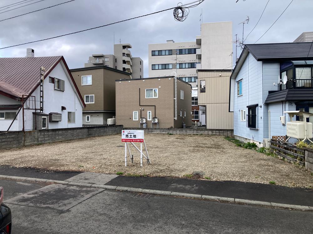 地下鉄白石駅　徒歩10分　公園向かい　建築条件付き土地