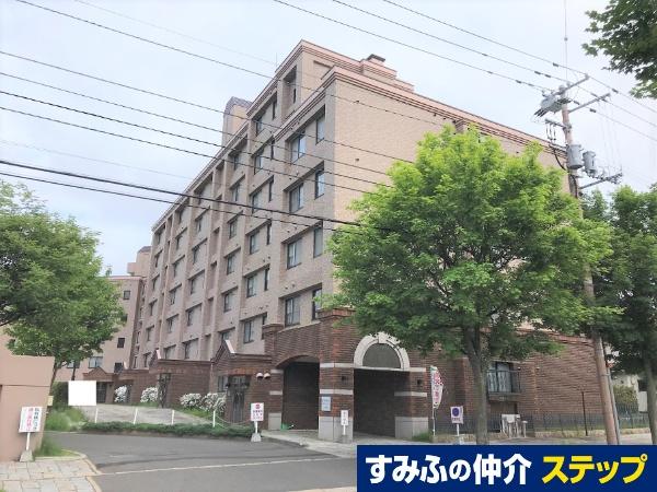 平岡フォレストタウン・ファミールハイツ１１番館