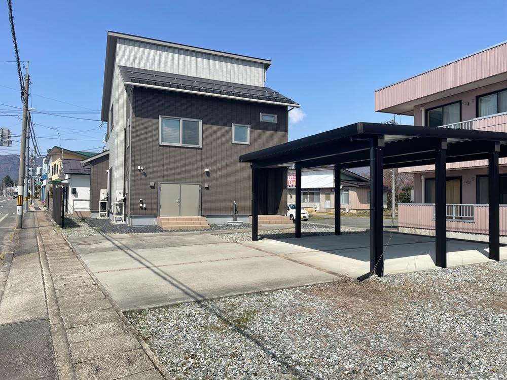 detached 山形県長井市高野町２