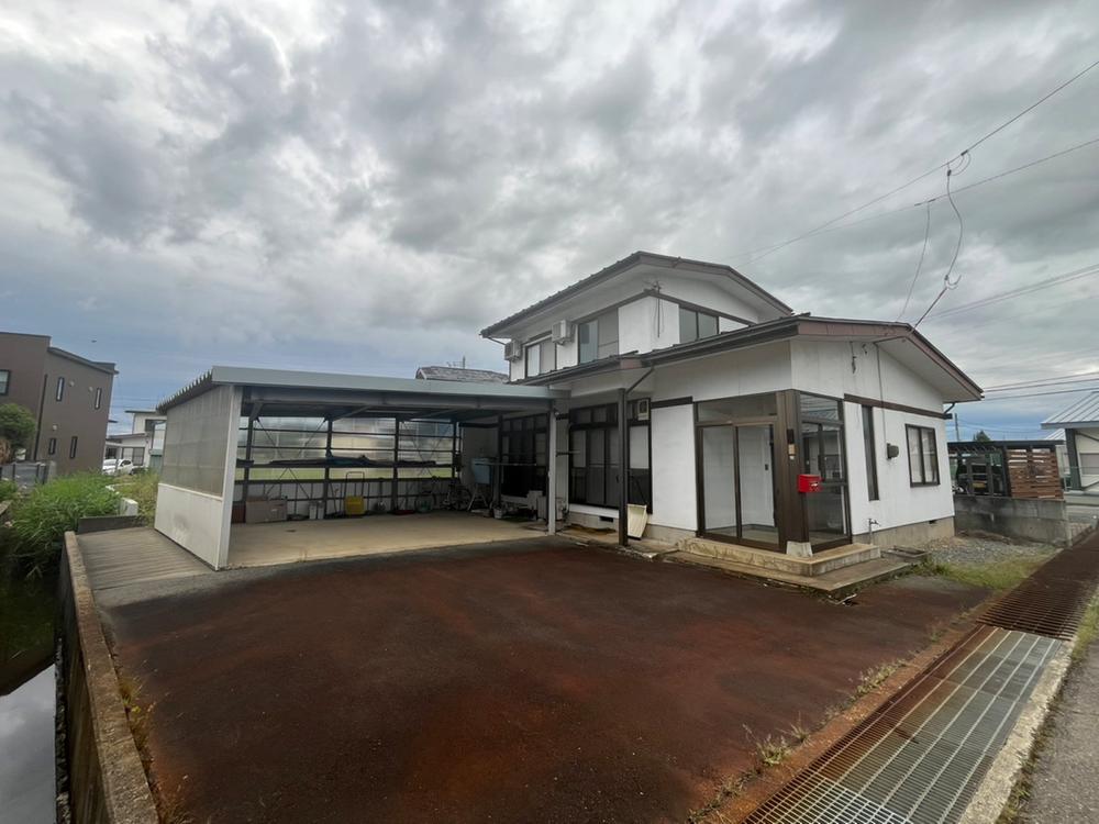 窪田町窪田（置賜駅） 380万円