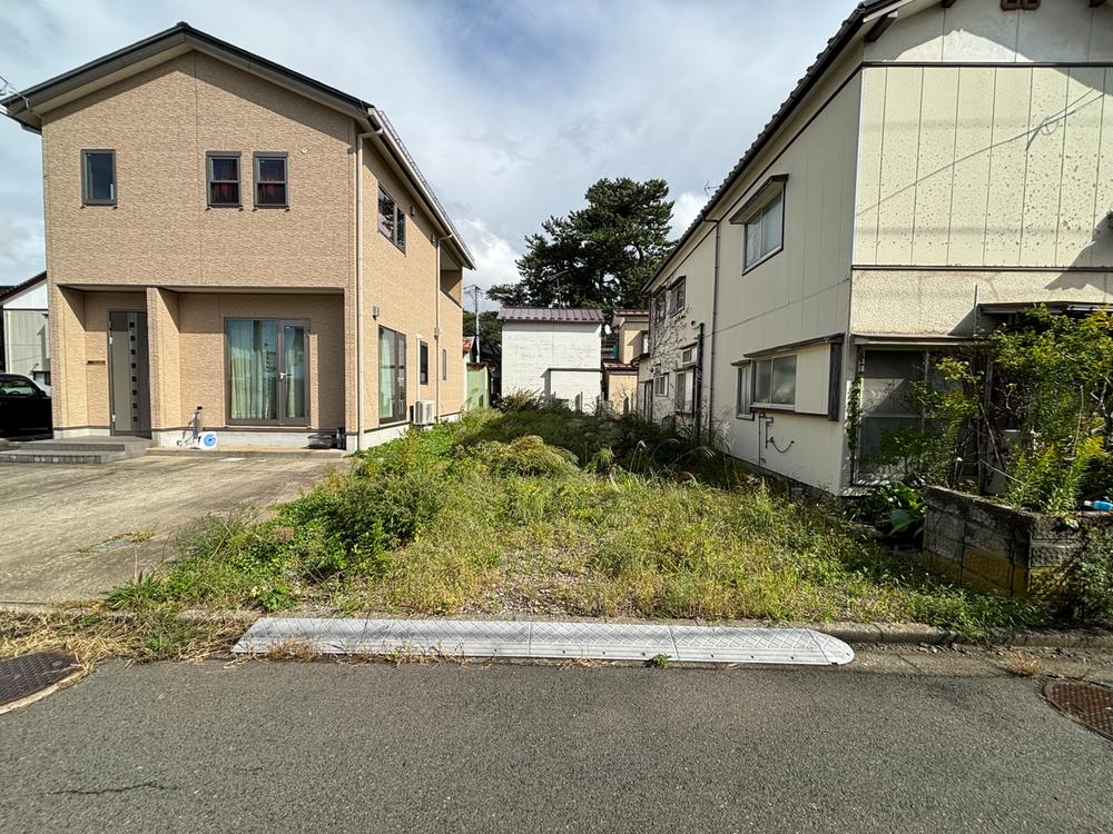 寿町（酒田駅） 305万円