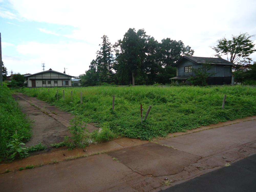 角間川町字下中町（飯詰駅） 740万円