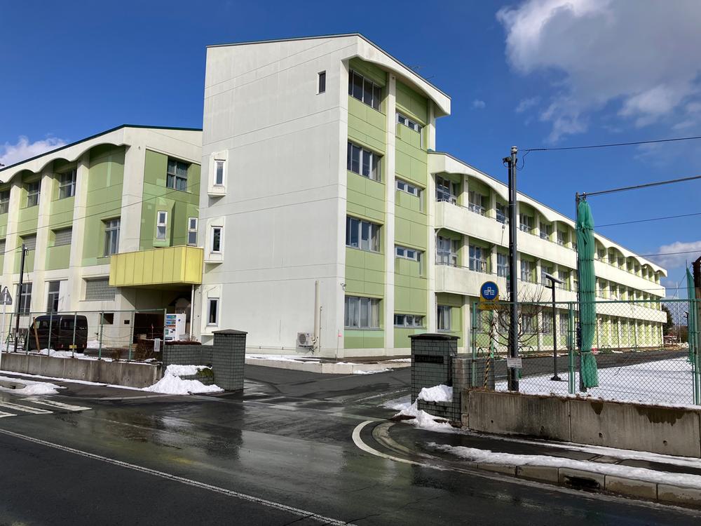 detached 青森県三沢市美野原２