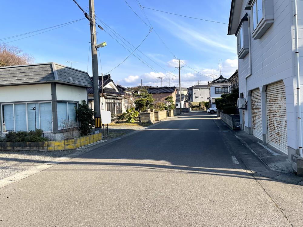 金浦字鳥長根（金浦駅） 299万円