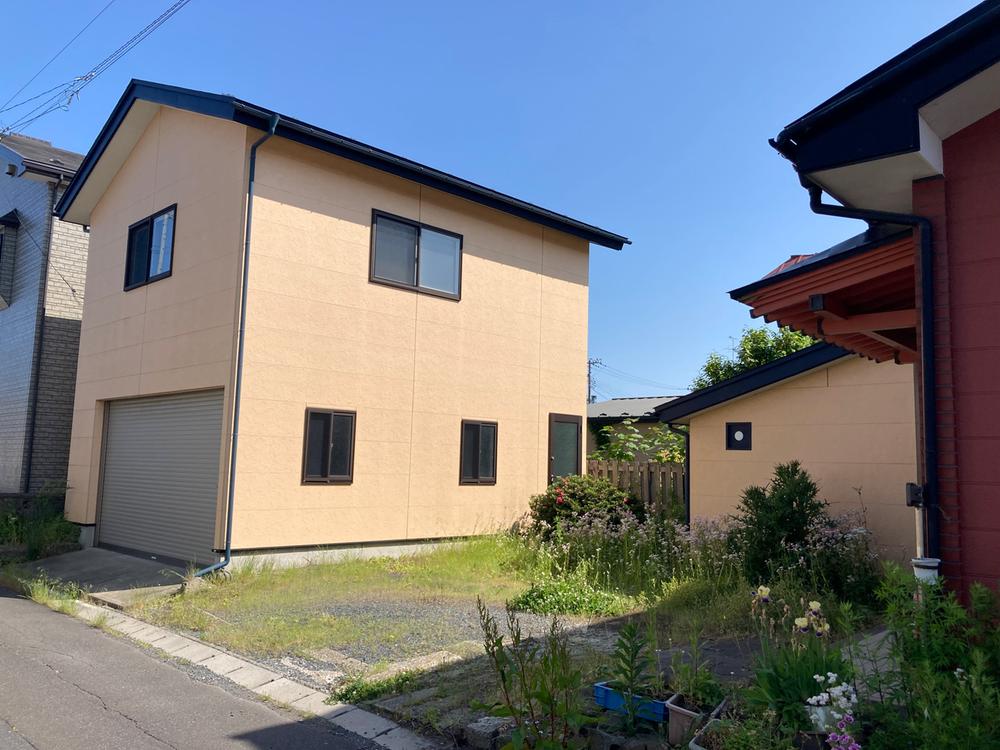 detached 青森県八戸市江陽４
