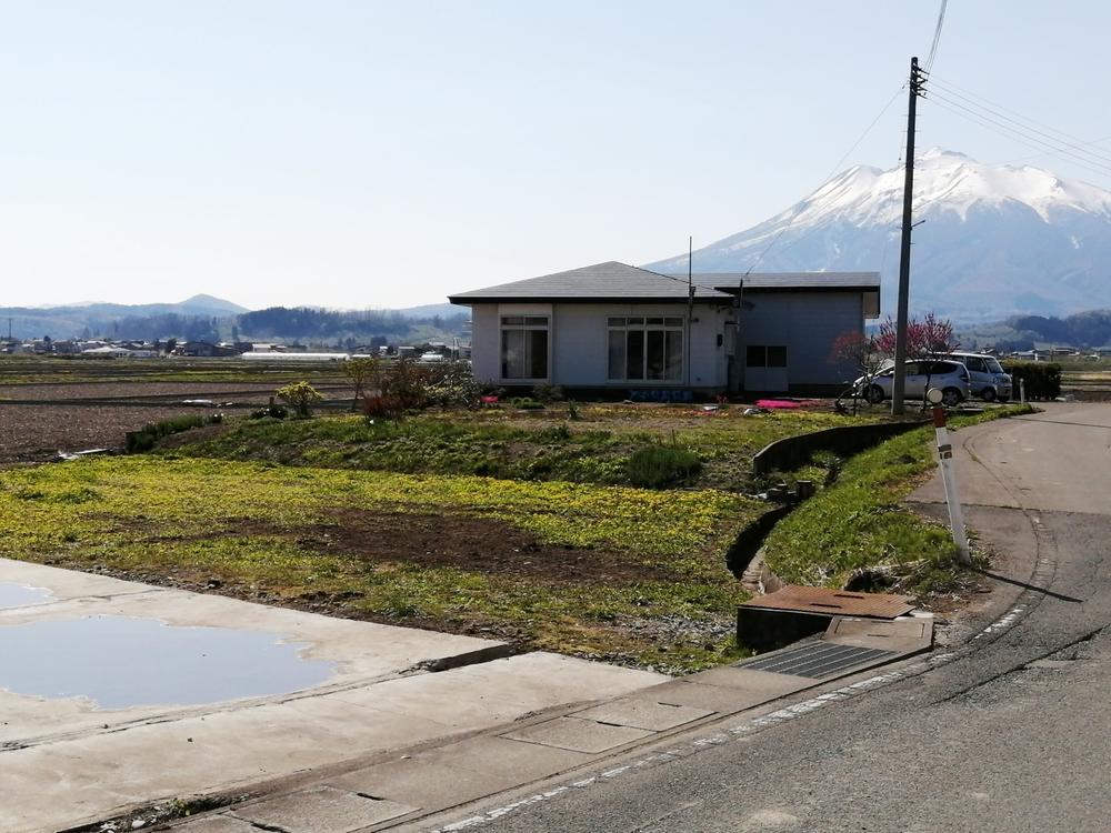 大字土堂字早川（中央弘前駅） 300万円